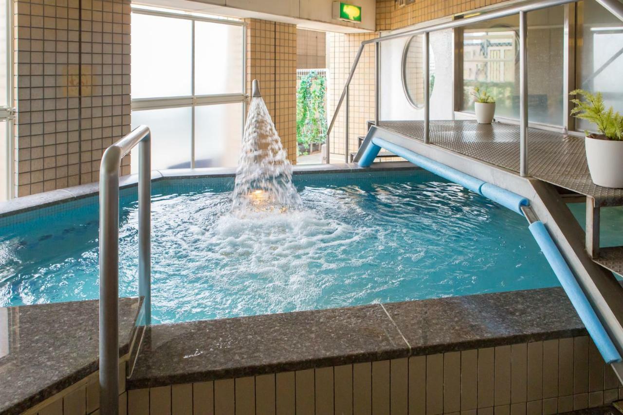 Sauna & Capsule Amza Осака Екстер'єр фото
