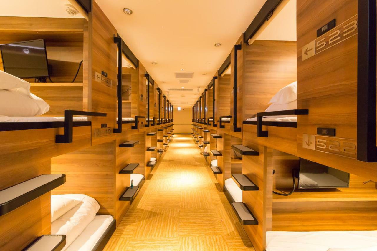 Sauna & Capsule Amza Осака Екстер'єр фото
